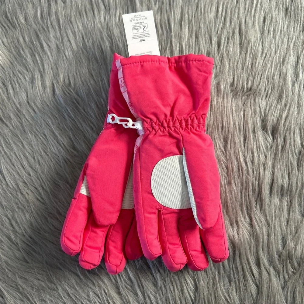 Nintendo Super Mario‎ Snow Gloves Girls Size Small/Medium Pink Princess Peach